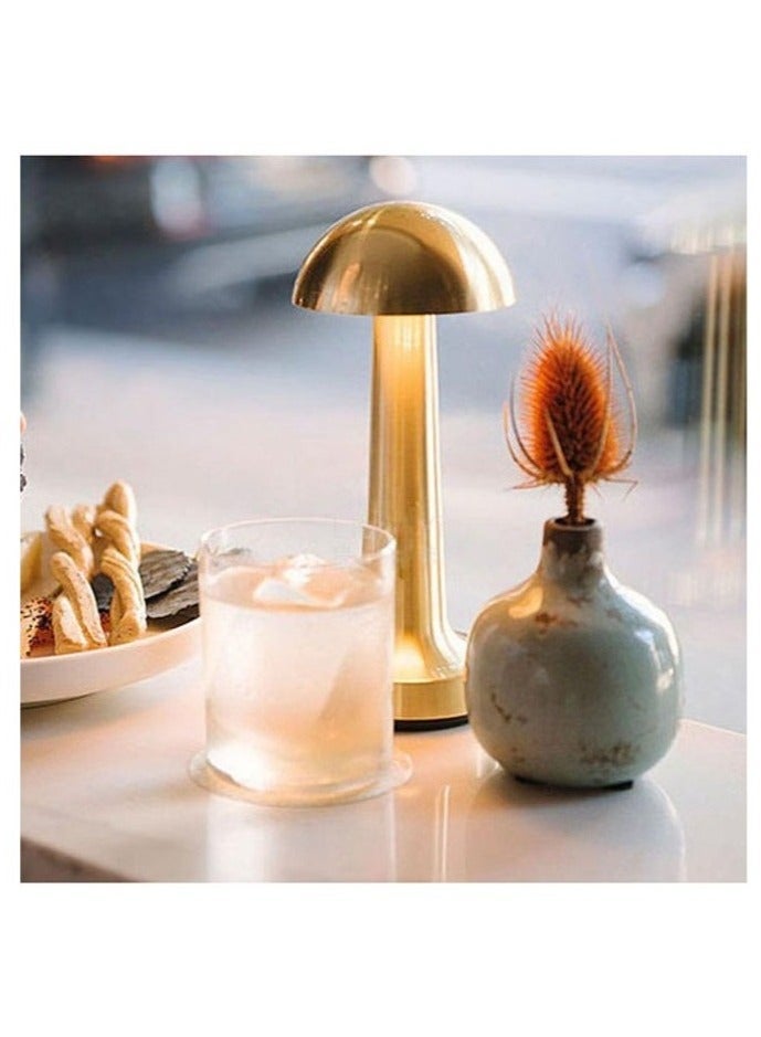 مصباح طاولة صغير للزينة بتصميم كلاسيكي بسيط ذهبي ، مصباح على شكل فطر ،مصباح ليلي لغرف الأطفال ، مصباح طاولة بجانب السرير - Image 2